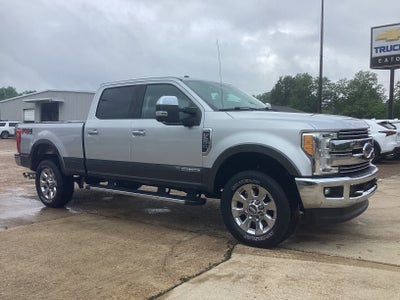 2017 Ford Super Duty F-250 SRW Lariat