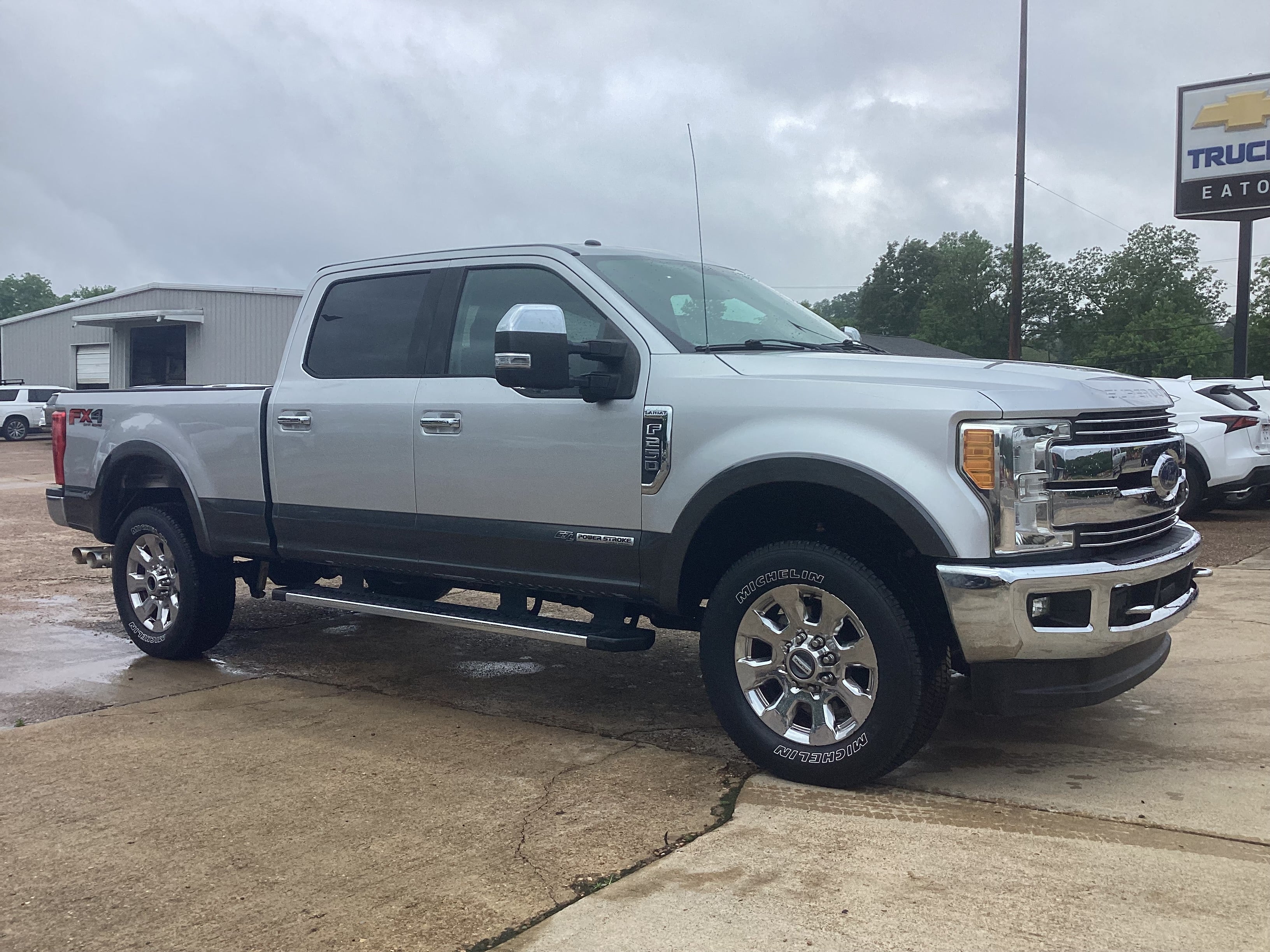 2017 Ford Super Duty F-250 SRW Lariat