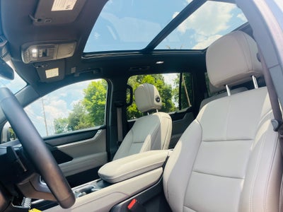 2024 GMC Acadia Elevation