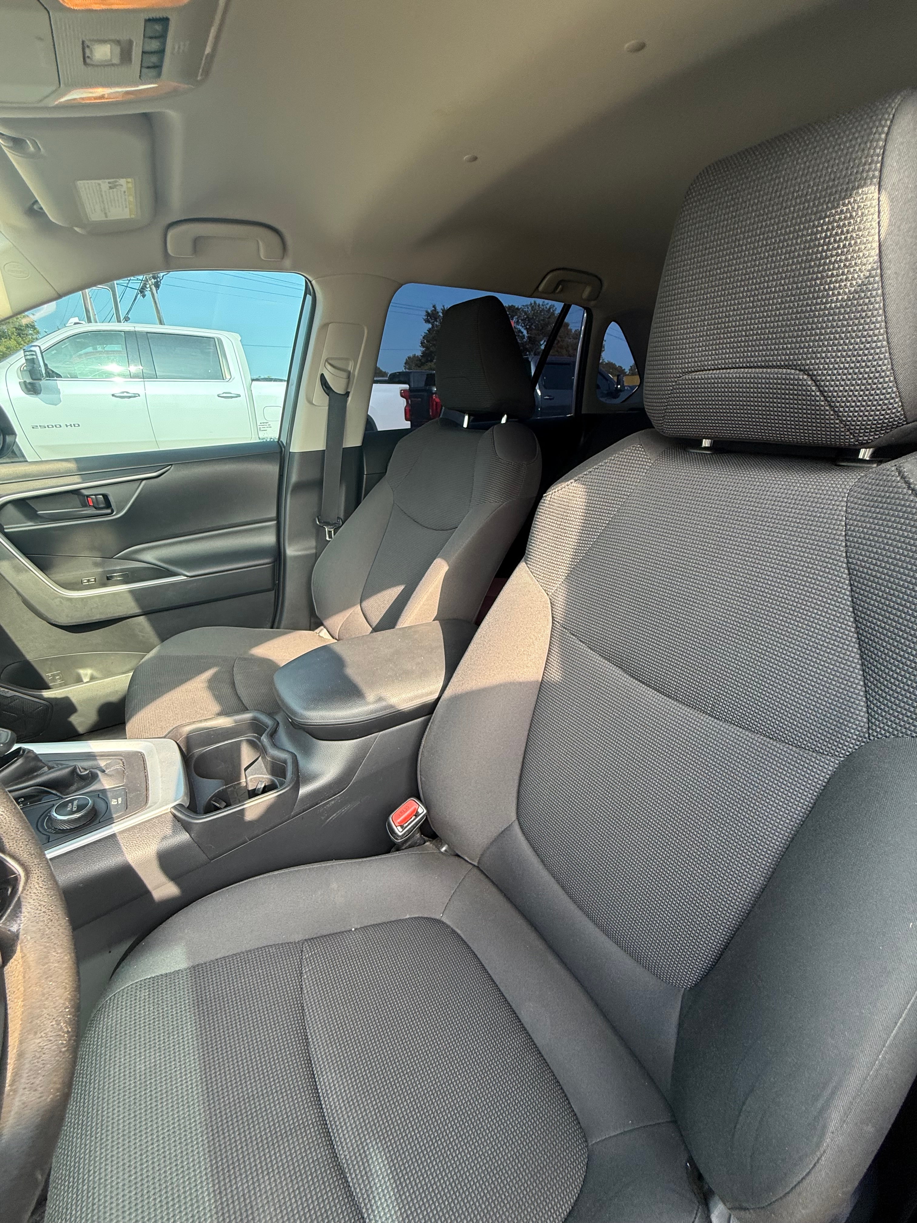 2019 Toyota RAV4 Hybrid LE