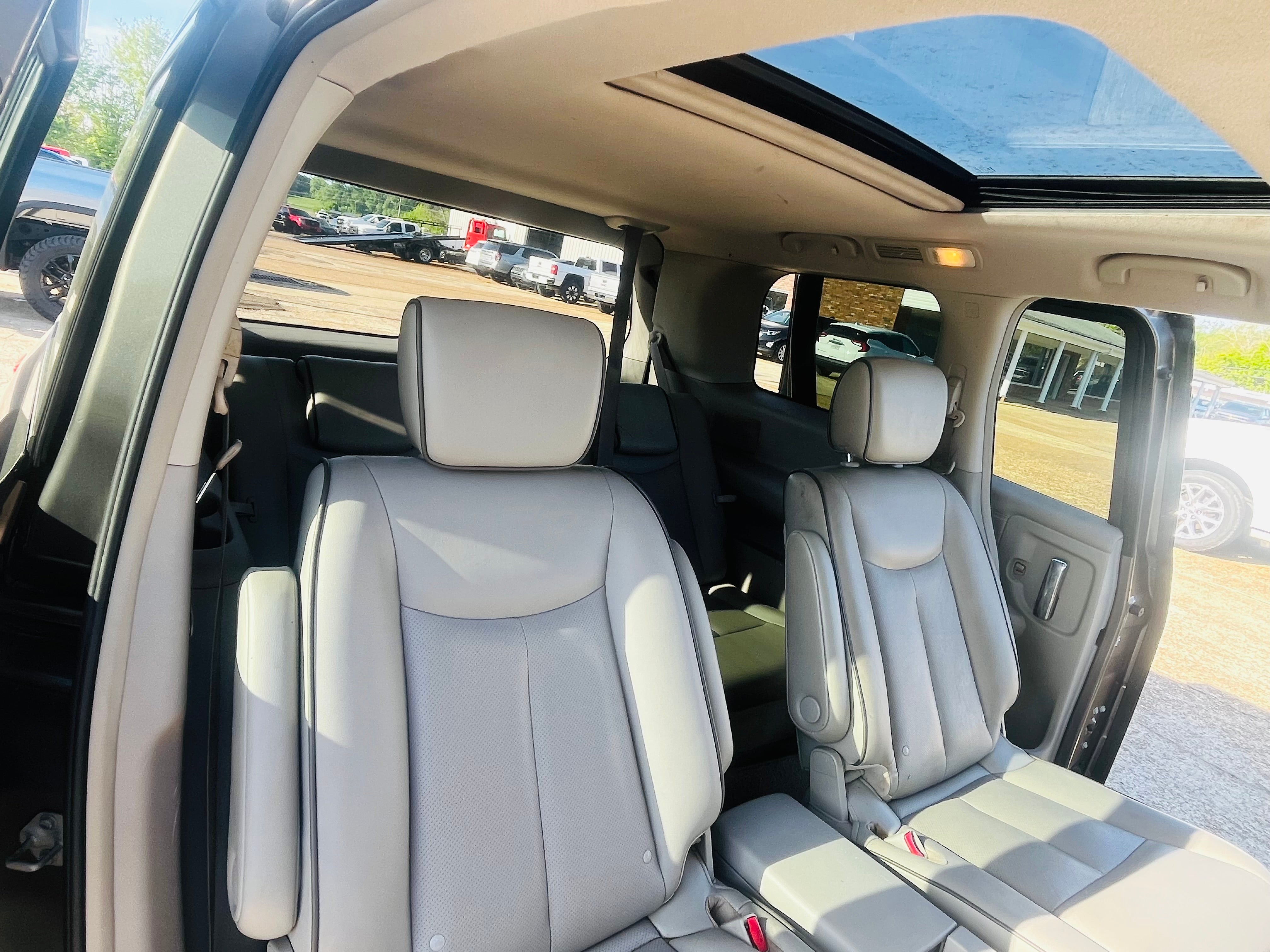 2014 Nissan Quest SL